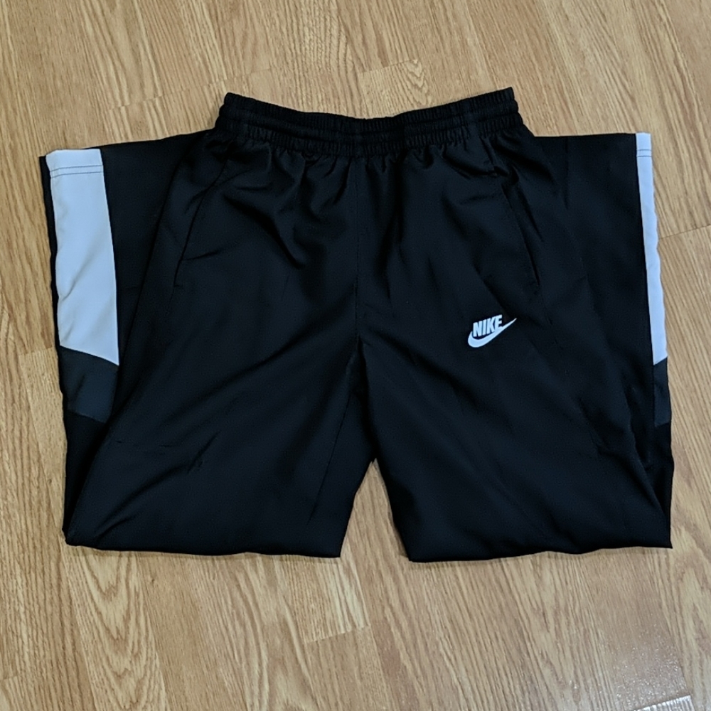 🎄🏃🏽Nike athletic pants boys size Medium